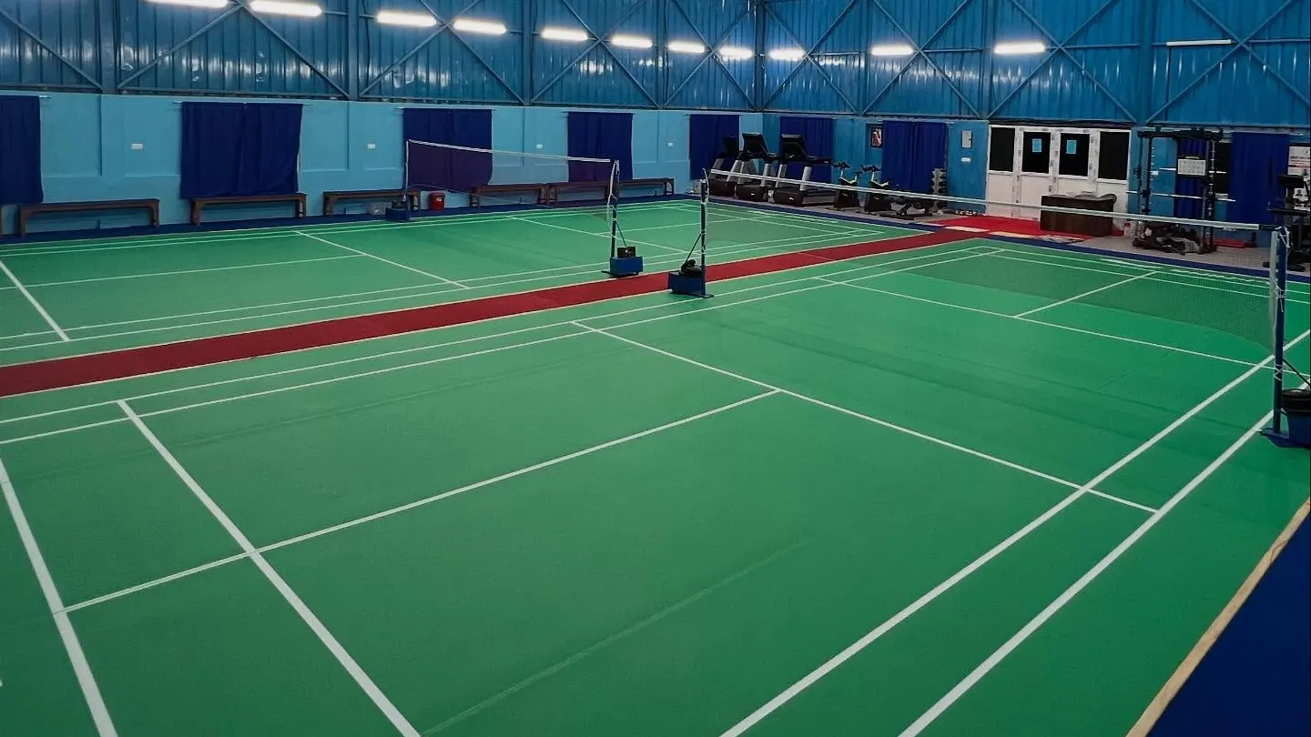 The BSA badminton hall with Li-Ning courts